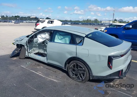 2025 Kia K4 Gt-Line из США, поврежденный, VIN 3KPFW4DEXSE064949